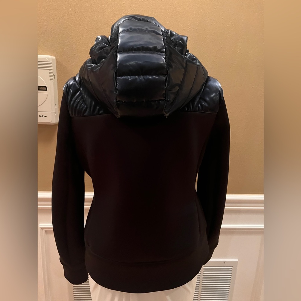 Bernardo Performance Cute Jacket To Keep You Nice… - image 7